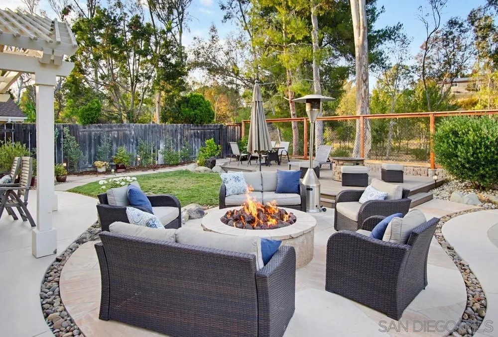 https://cdn.realtyfeed.com/cdn/127/260015344/4c1dabb0d633dc0c2cfa4b5a7905790f.webp