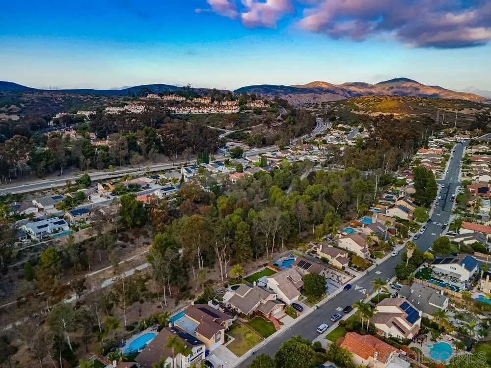 https://cdn.realtyfeed.com/cdn/127/260015344/5eaa8a459441c2df5041a751454c1c47.webp