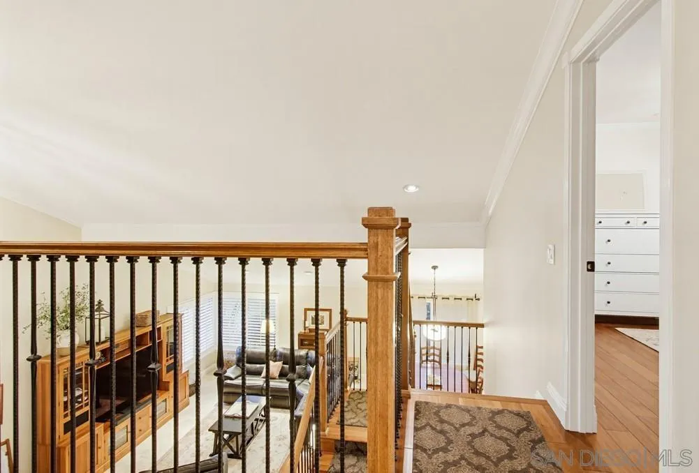 https://cdn.realtyfeed.com/cdn/127/260015344/b8b1232743e7af4bf7eb1d15aa56e611.webp