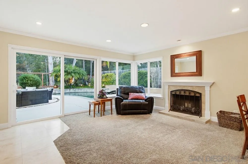 https://cdn.realtyfeed.com/cdn/127/260015344/d8c81f72d2b4cb1c7029a86f47c043c3.webp
