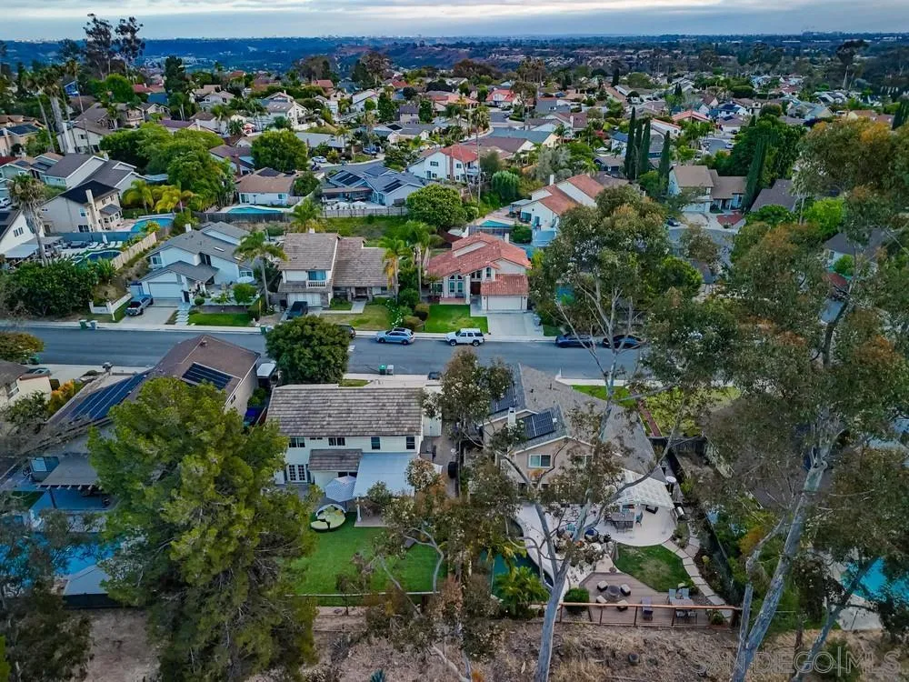 https://cdn.realtyfeed.com/cdn/127/260015344/e81b85c07ed9d4ca9775cabb126bcbd0.webp