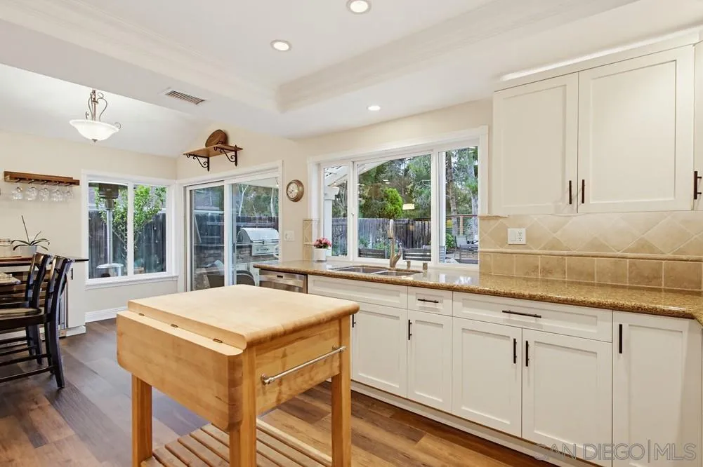 https://cdn.realtyfeed.com/cdn/127/260015344/f06dcf4402c4e5abf1ef992bb8410974.webp