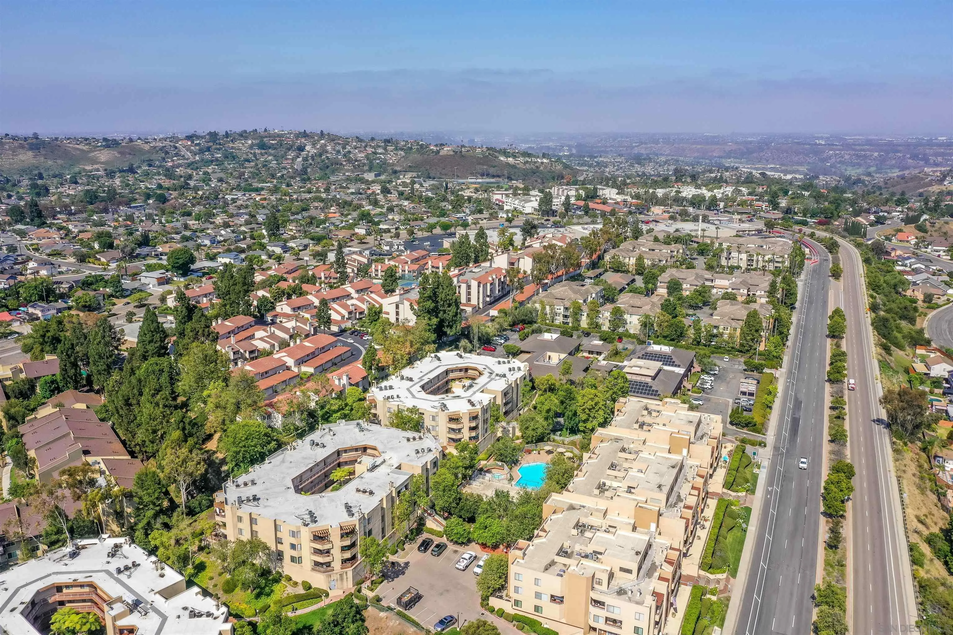 https://cdn.realtyfeed.com/cdn/127/260015345/9357d16f9e98b41a1522cde4b9ef3b10.webp