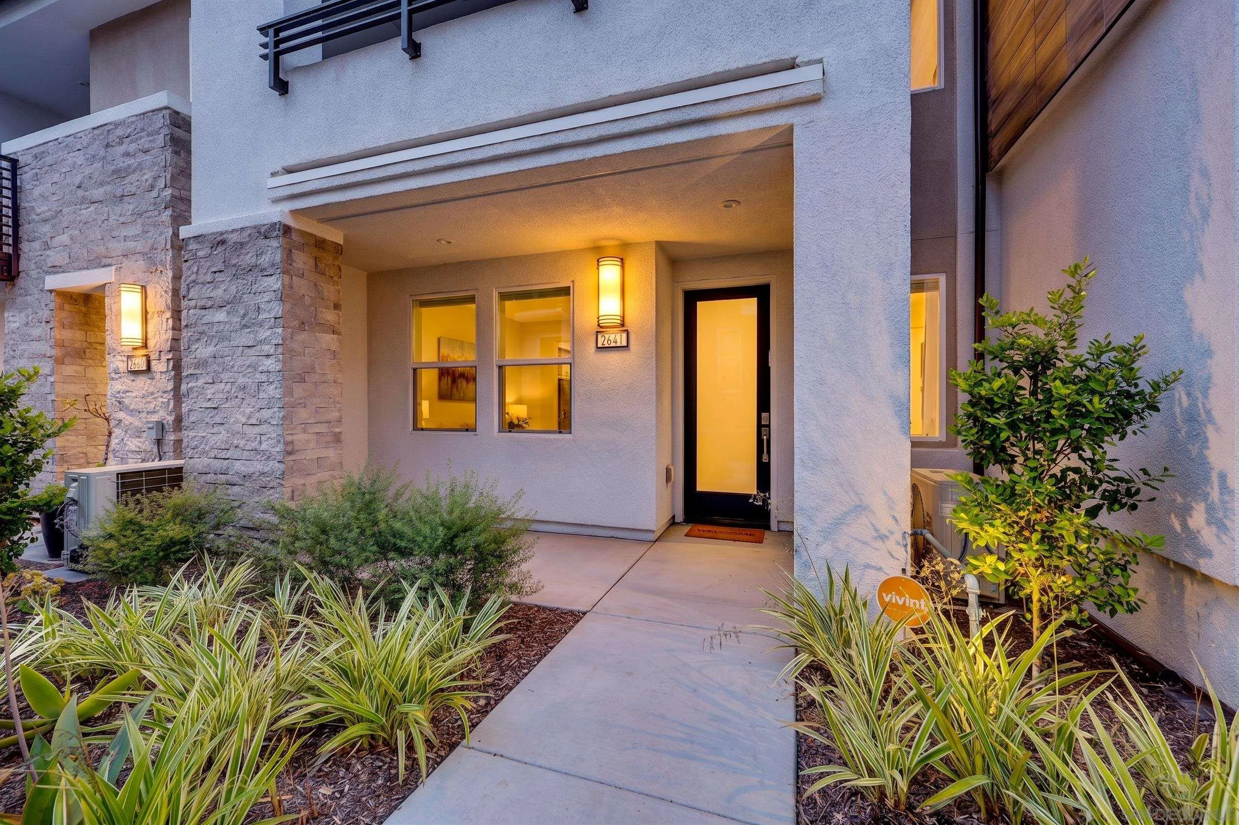 2641 Everly Dr Civita, San Diego, CA 92108 - Main photo, San Diego, CA