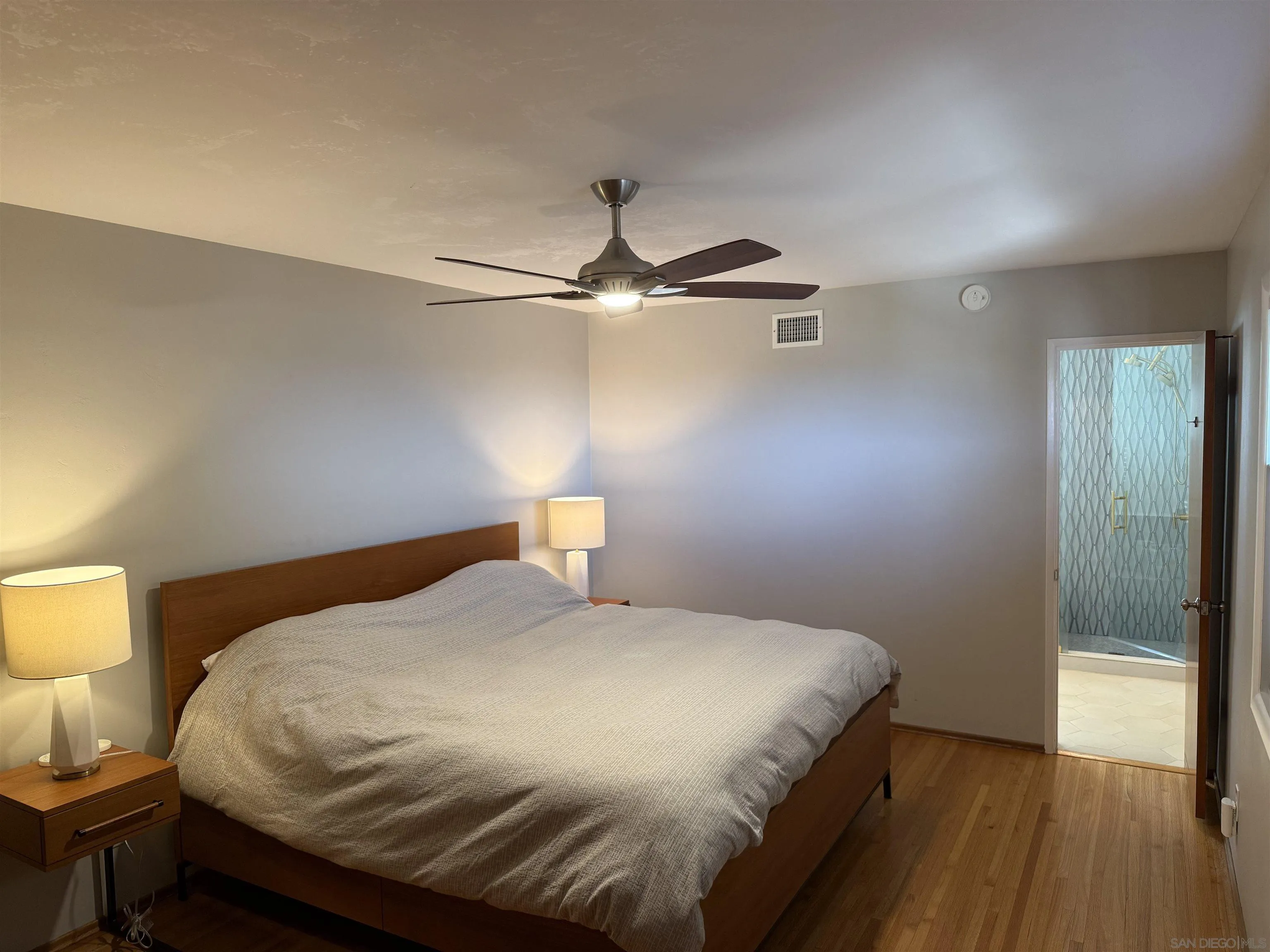 https://cdn.realtyfeed.com/cdn/127/260015352/19cc0c3612f370a2d5ef01d0ce4dc799.webp