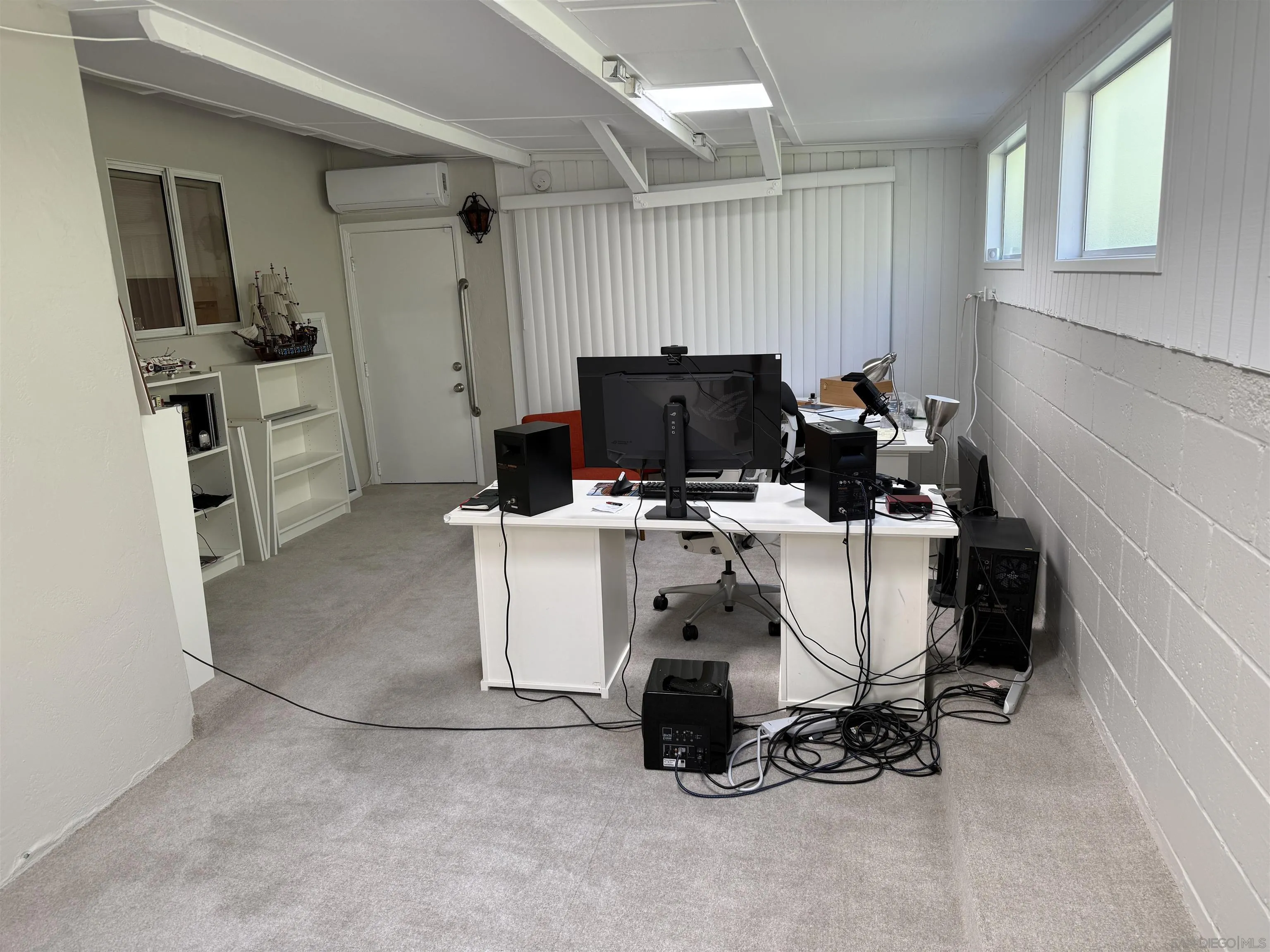https://cdn.realtyfeed.com/cdn/127/260015352/afbad805027593e01d41320258b48940.webp