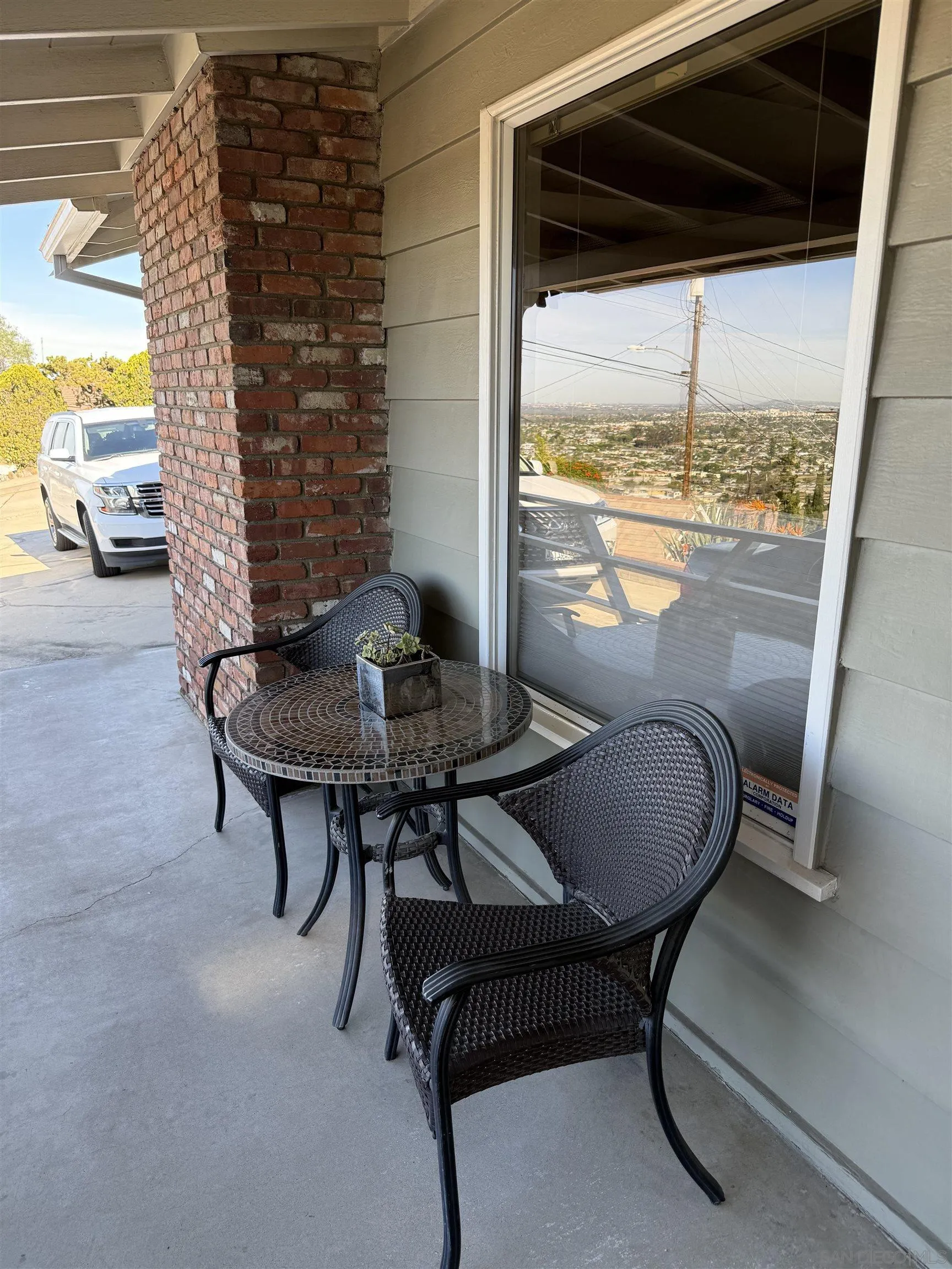 https://cdn.realtyfeed.com/cdn/127/260015352/e31d6a258b16101570199df05baac91f.webp