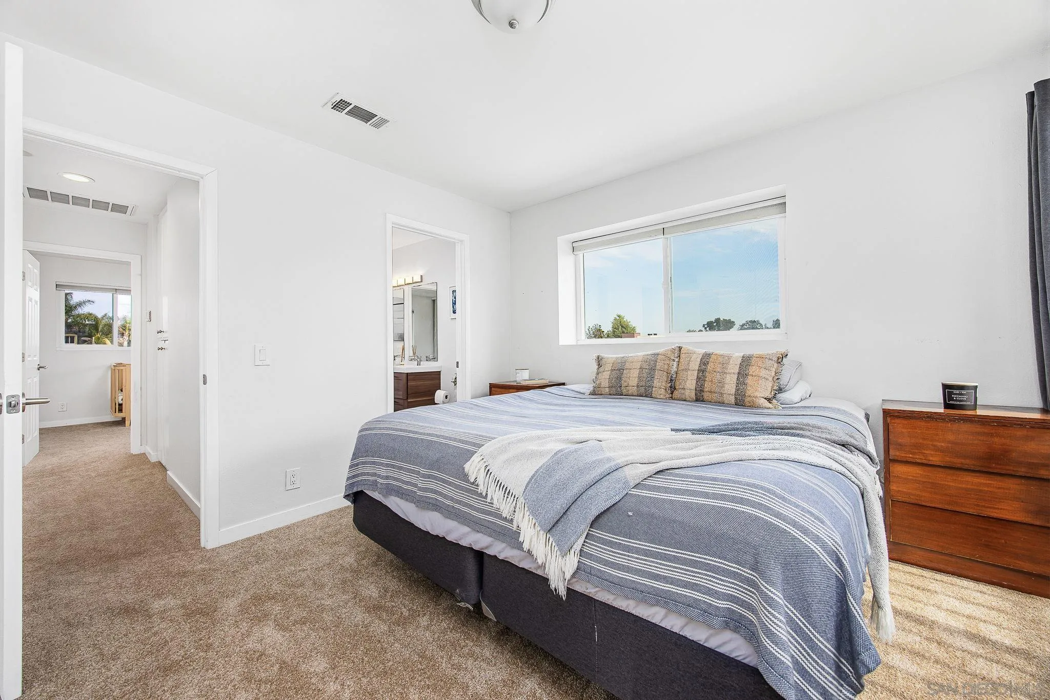Photo #9: 260015353 Listing: Photo #9