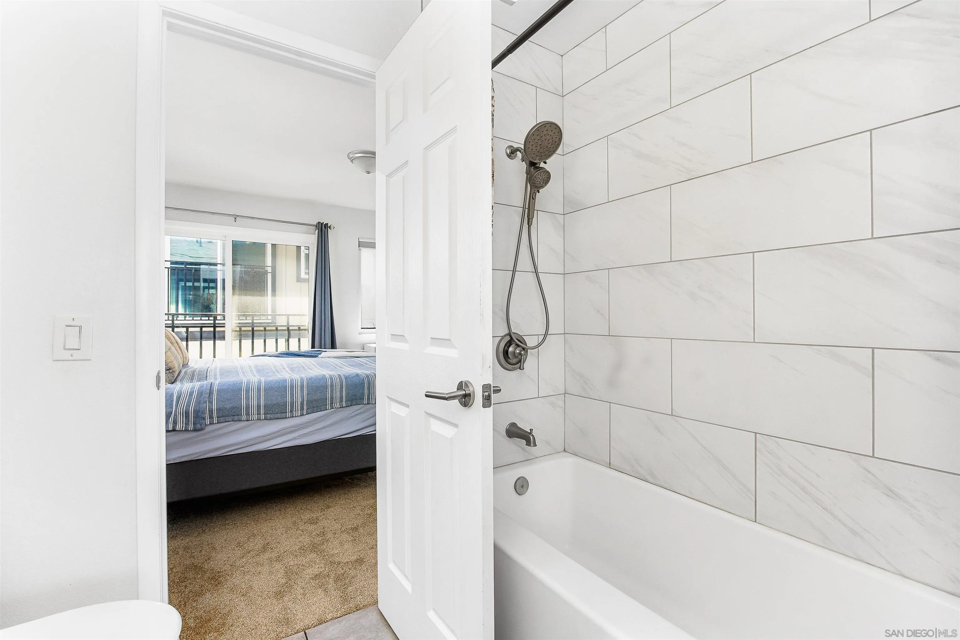 Photo #11: 260015353 Listing: Photo #11