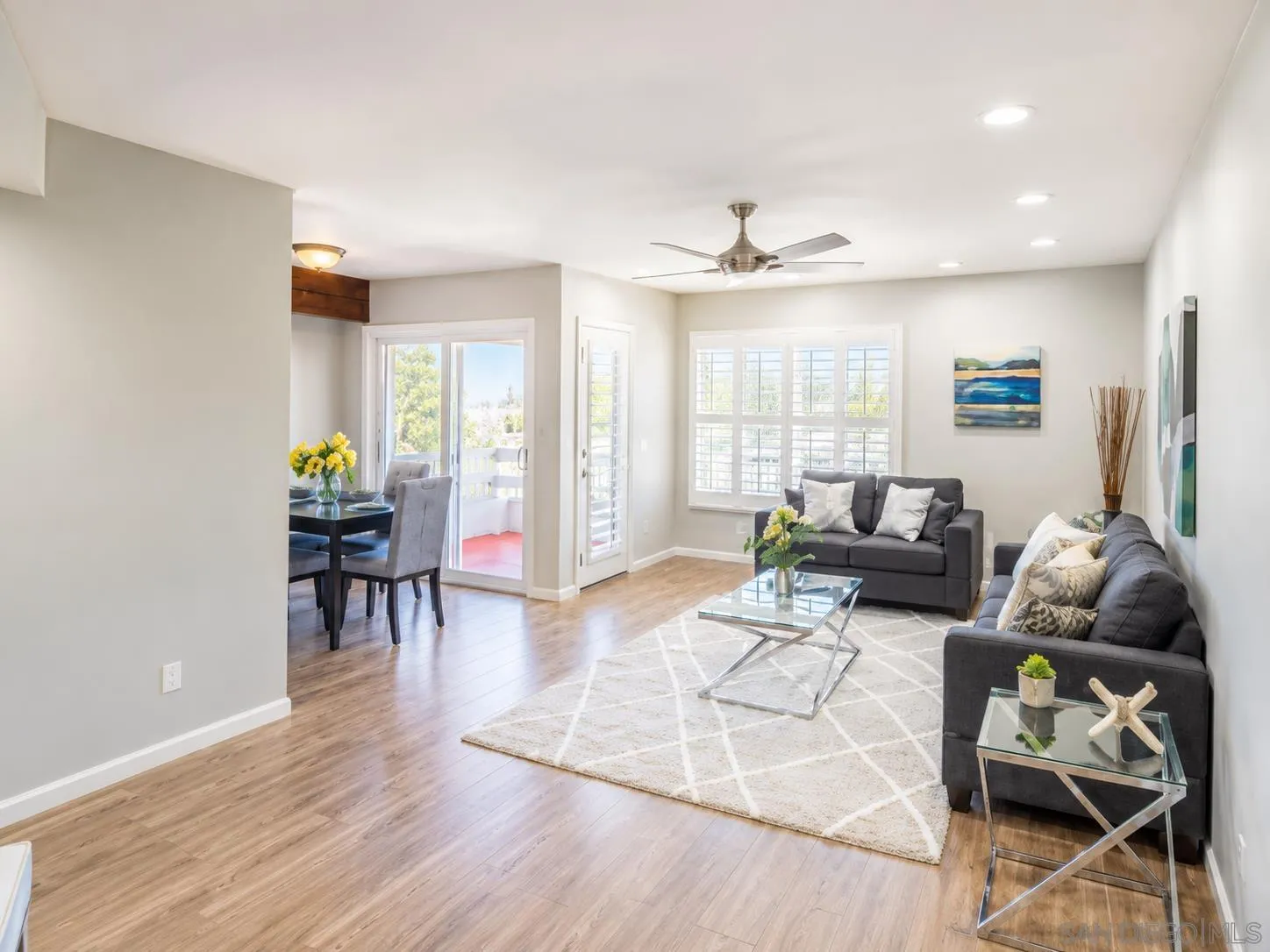 https://cdn.realtyfeed.com/cdn/127/260015354/597560c4b5e9c7d7301e70b6a68782cf.webp