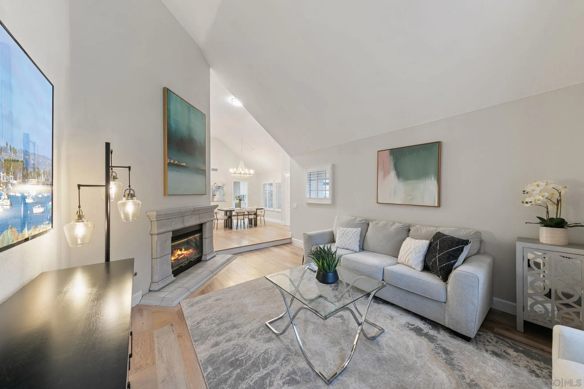 https://cdn.realtyfeed.com/cdn/127/260015357/33d0be57a1b4841294fb198c17d6557c.webp