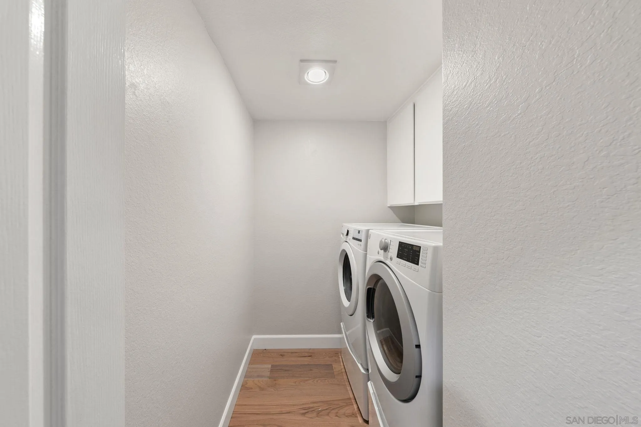 https://cdn.realtyfeed.com/cdn/127/260015357/98550117b634298bea662b7b0b65fd31.webp