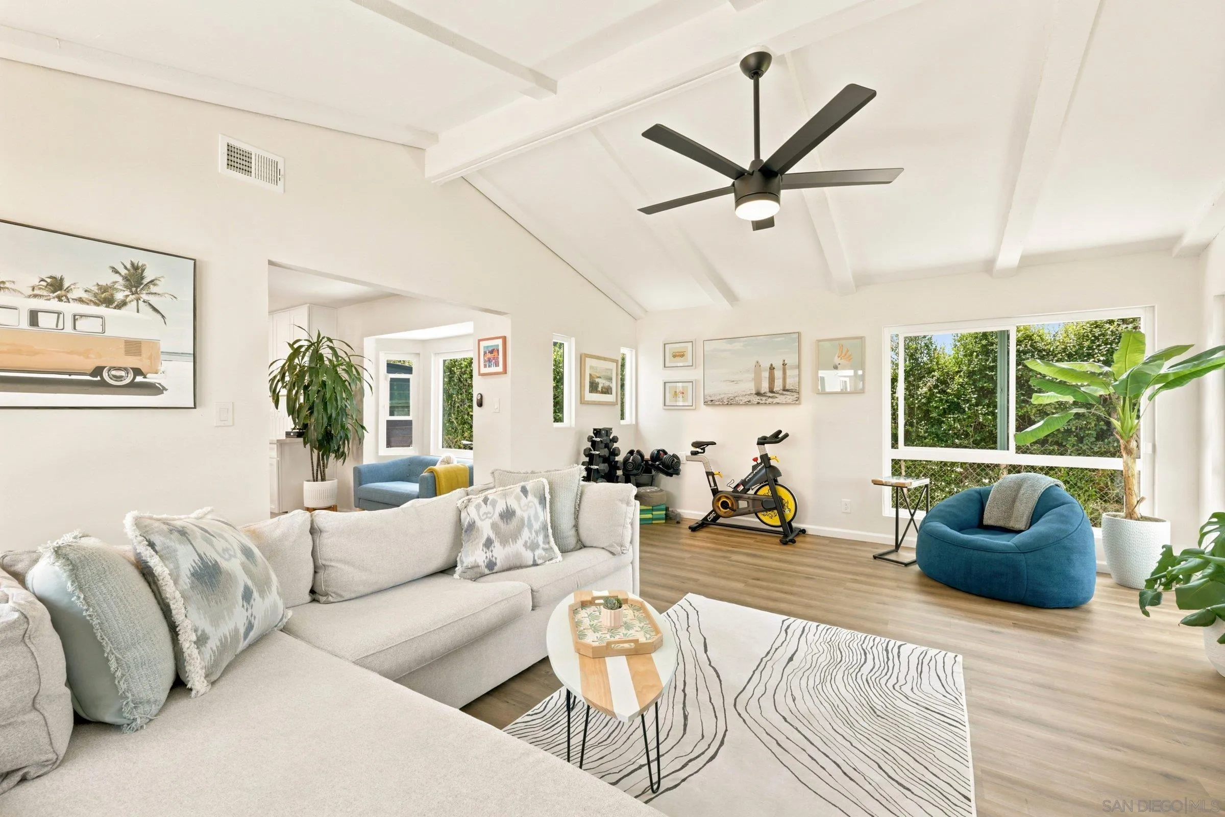 https://cdn.realtyfeed.com/cdn/127/260015359/12d0ef2ad9aa318966ac98800c548000.webp