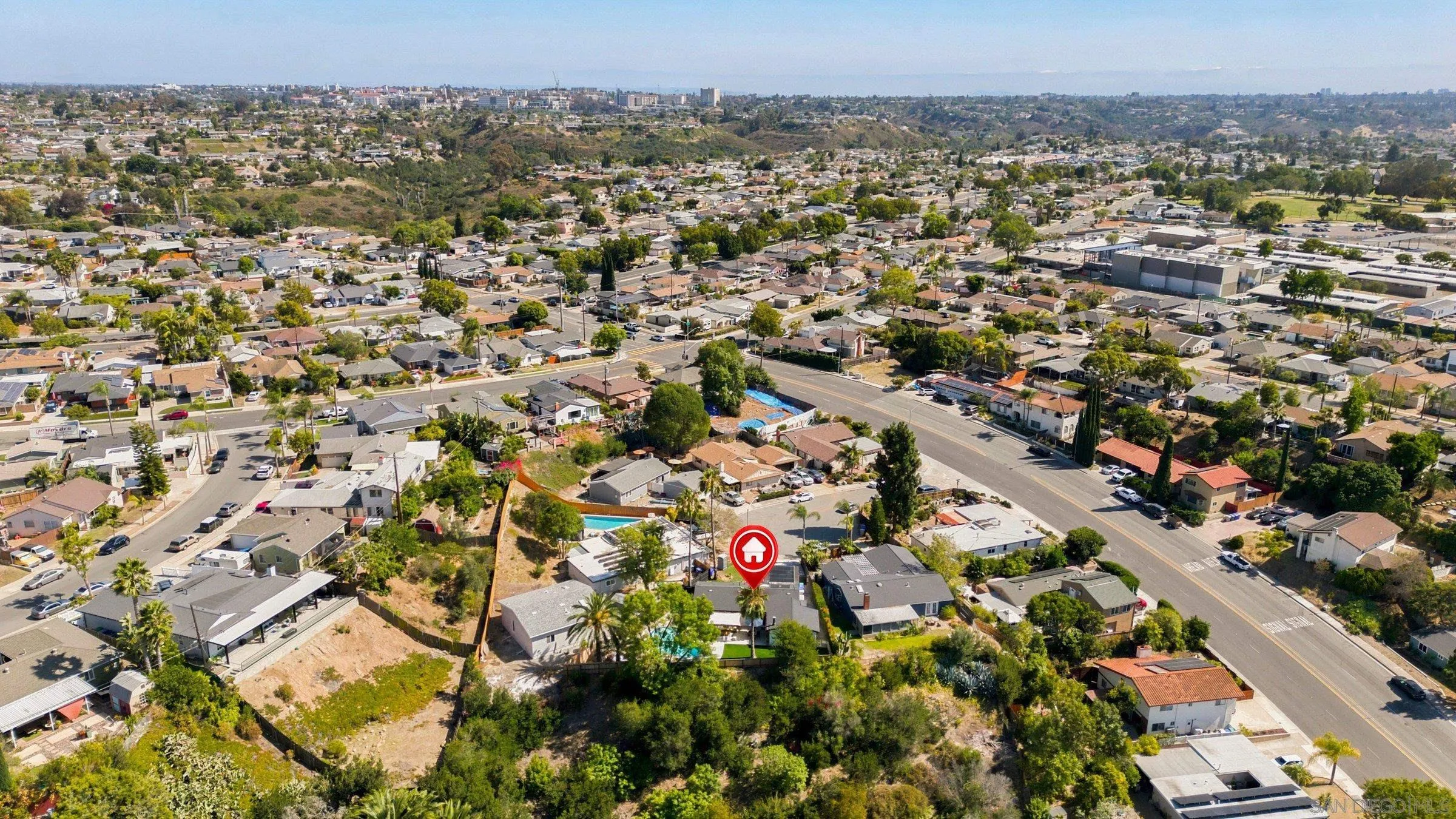 https://cdn.realtyfeed.com/cdn/127/260015359/b52cd25f9434e7b29ebb7934f4e5d4eb.webp