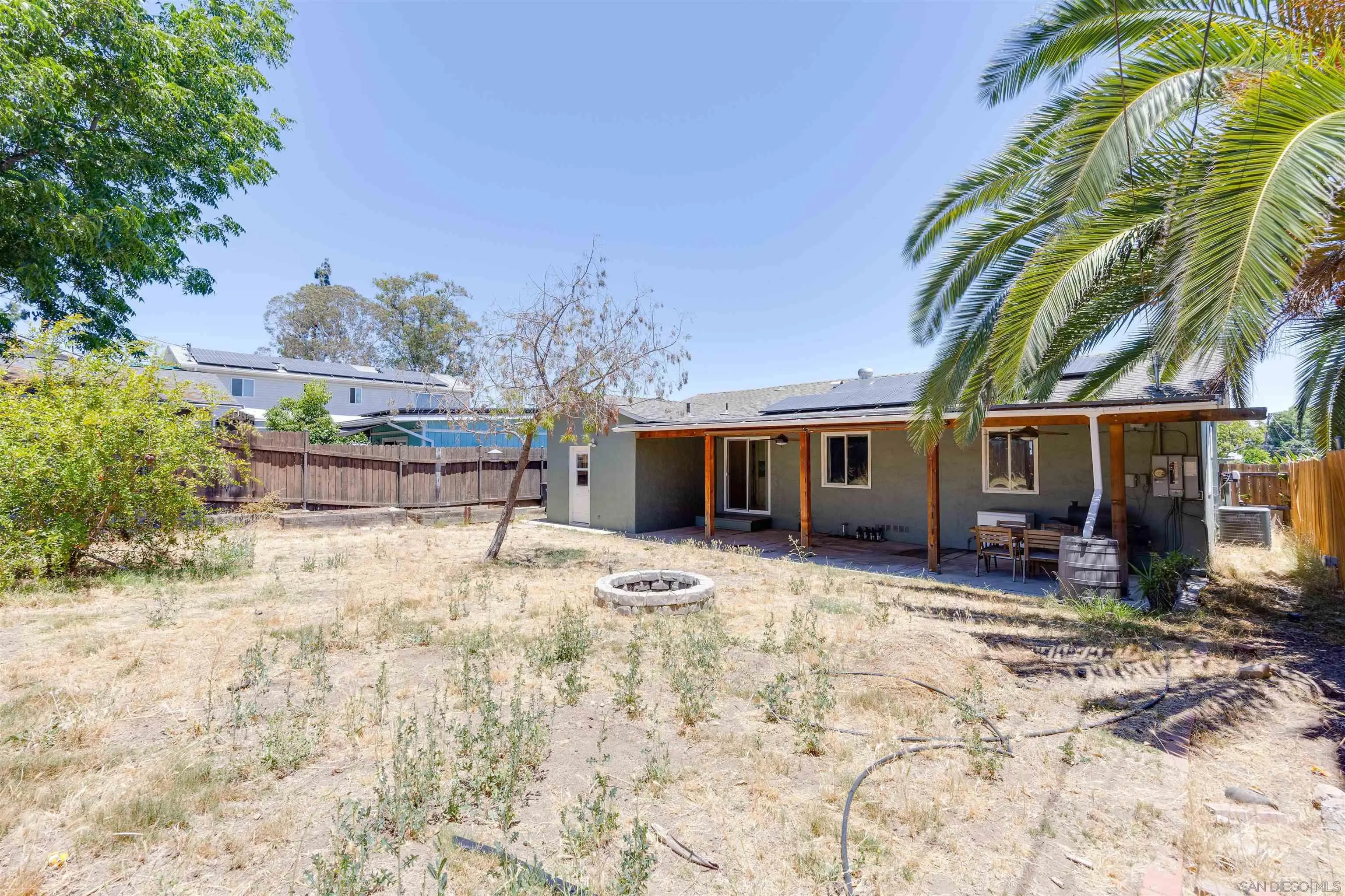 https://cdn.realtyfeed.com/cdn/127/260015366/6239eaa700cafb28e5ebb5f637e7cff5.webp
