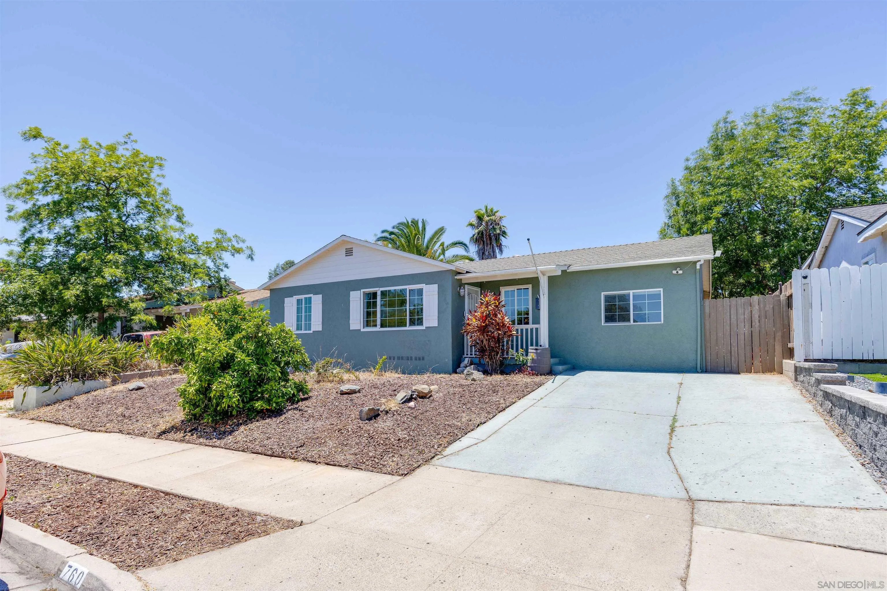 760 El Monte Rd, El Cajon, CA 92020 - Main photo, El Cajon, CA