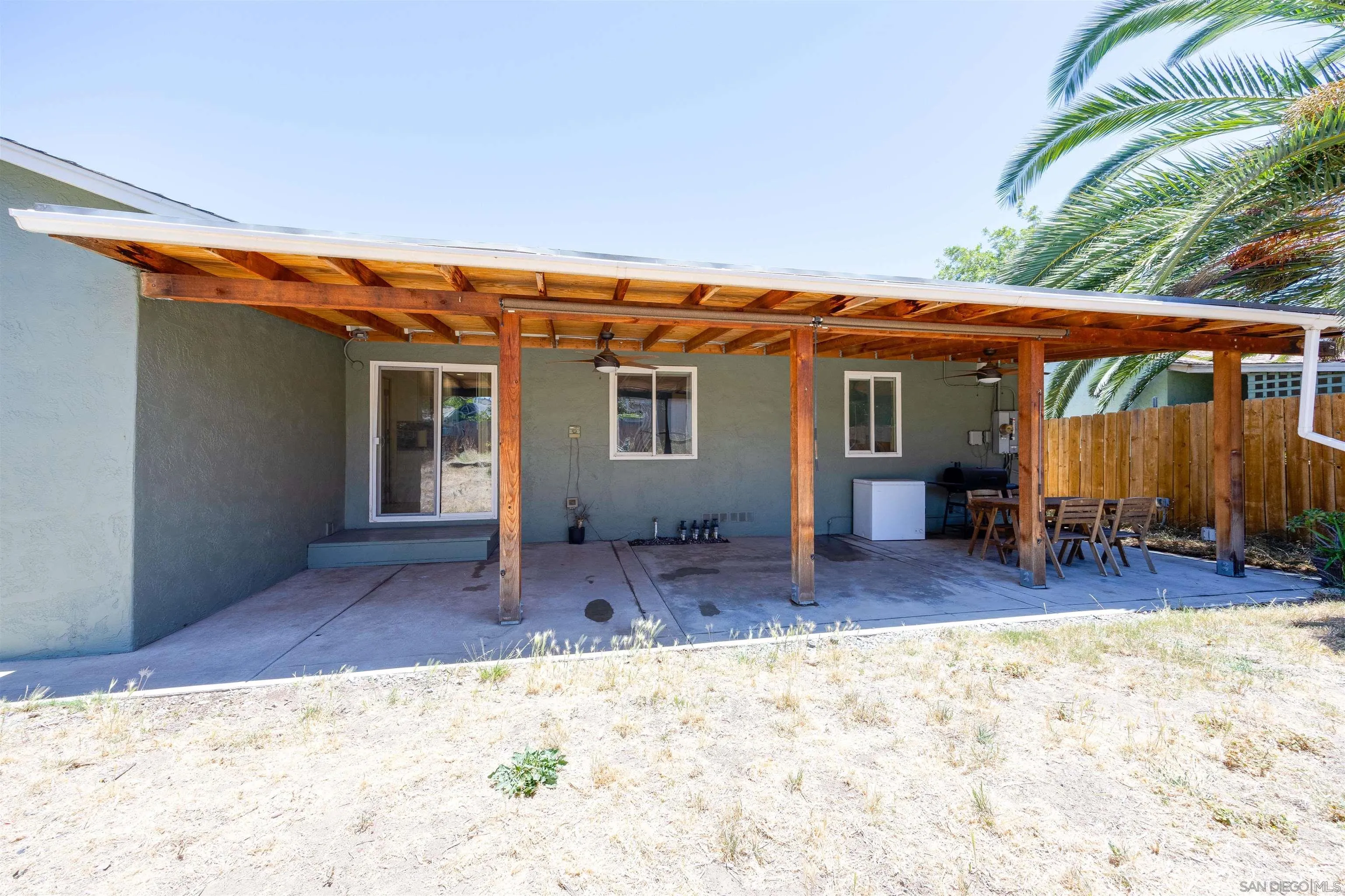 https://cdn.realtyfeed.com/cdn/127/260015366/ee49450e0ba2f5a2f7a3633355aa9c53.webp