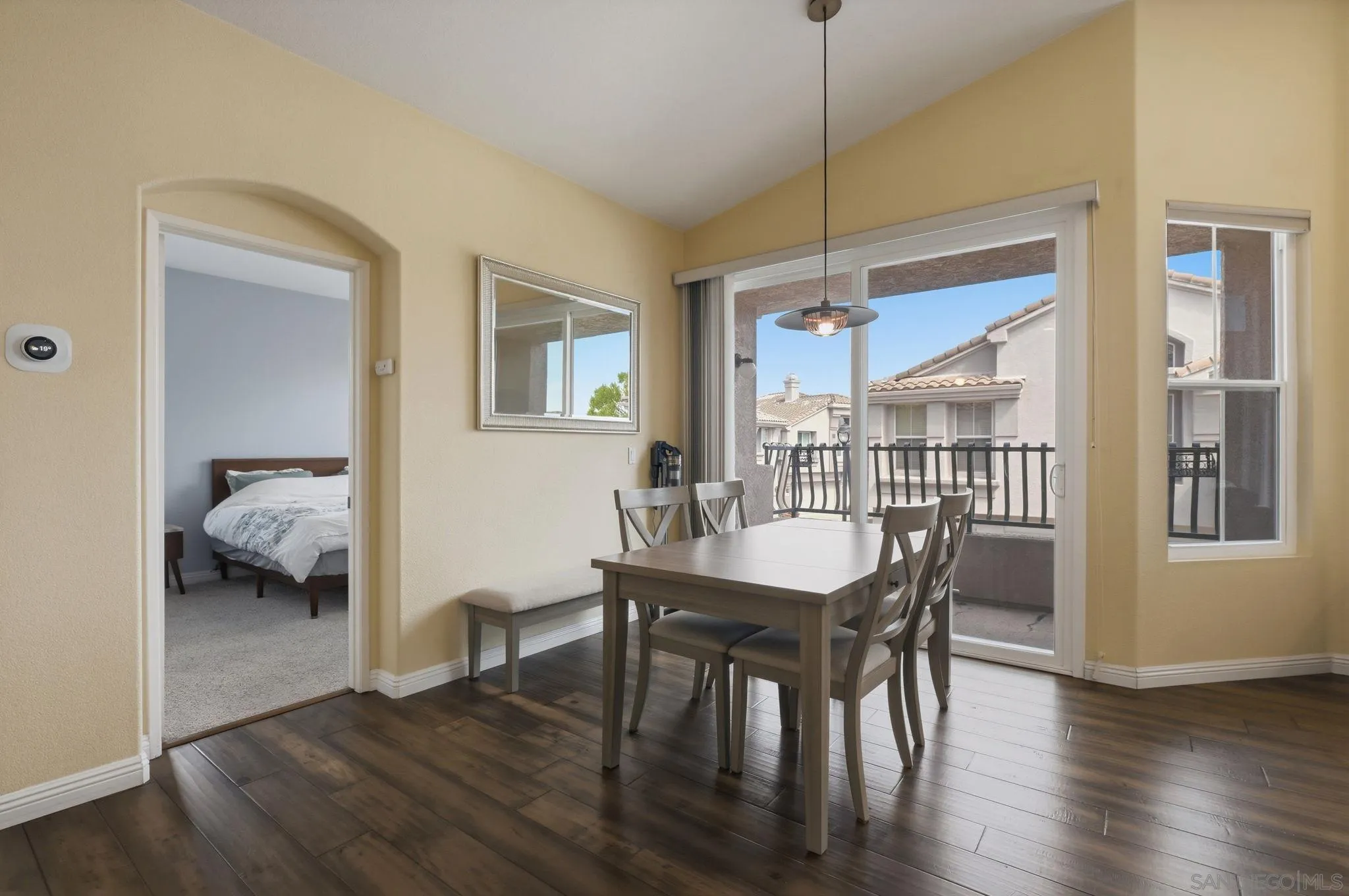 Photo #6: 260015367 Listing: Photo #6