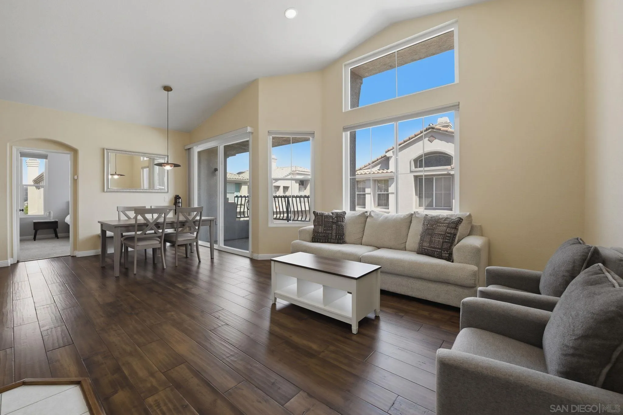Photo #11: 260015367 Listing: Photo #11