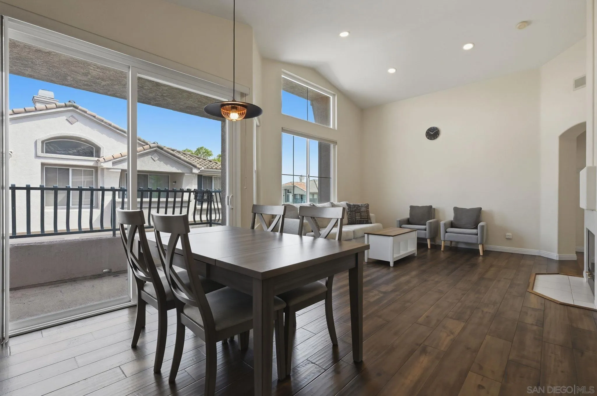 Photo #7: 260015367 Listing: Photo #7
