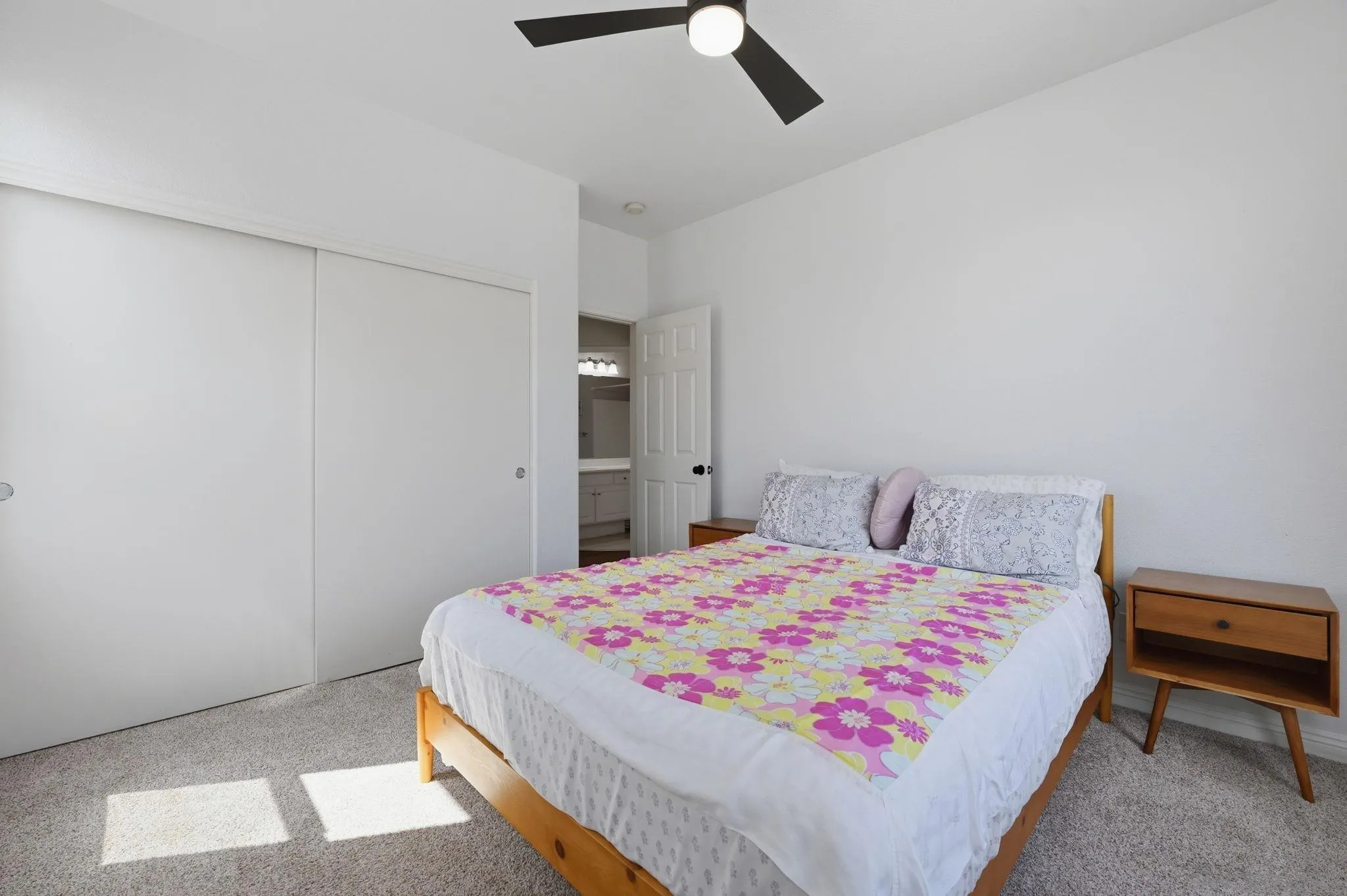 Photo #26: 260015367 Listing: Photo #26