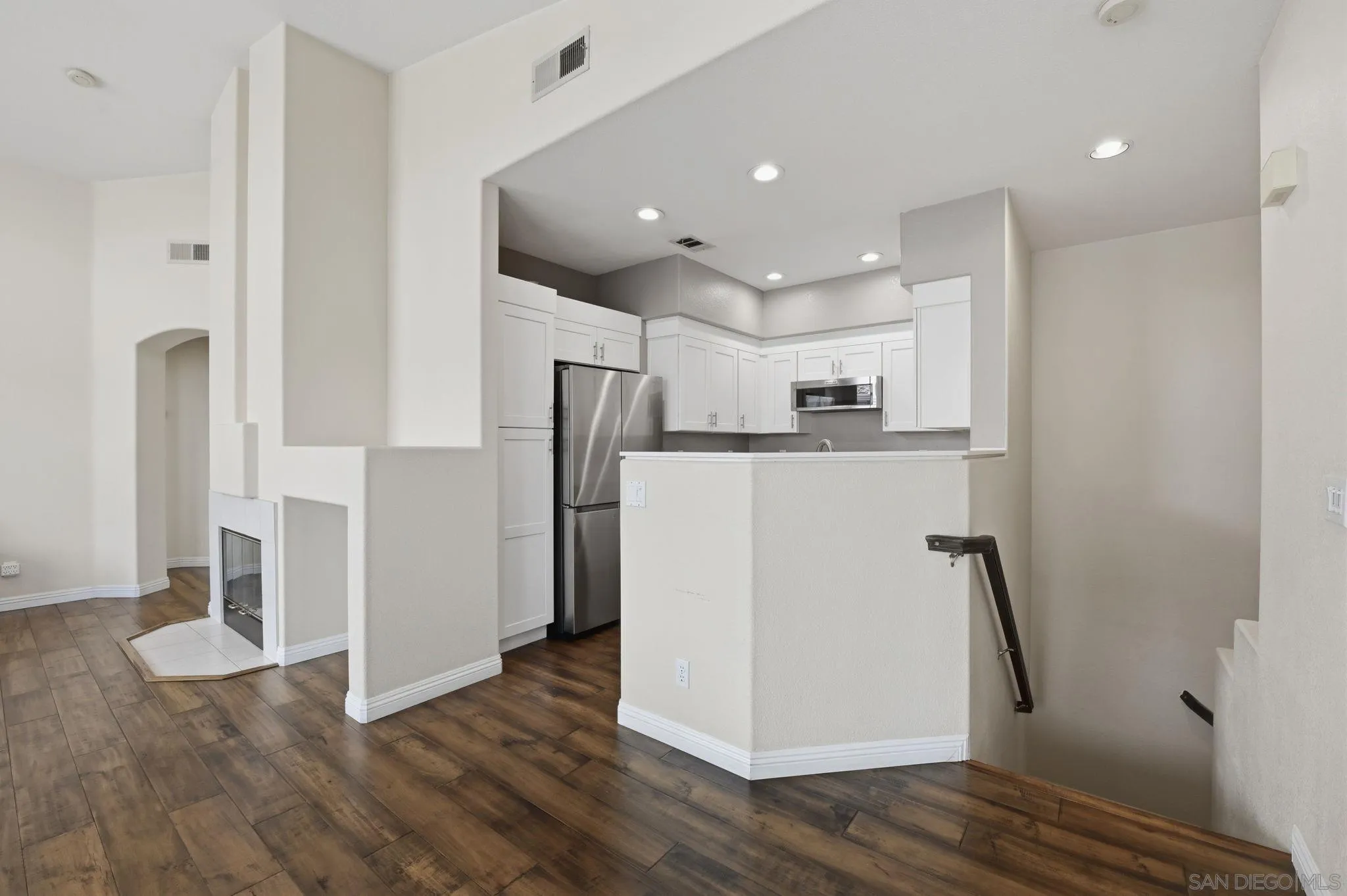 Photo #12: 260015367 Listing: Photo #12