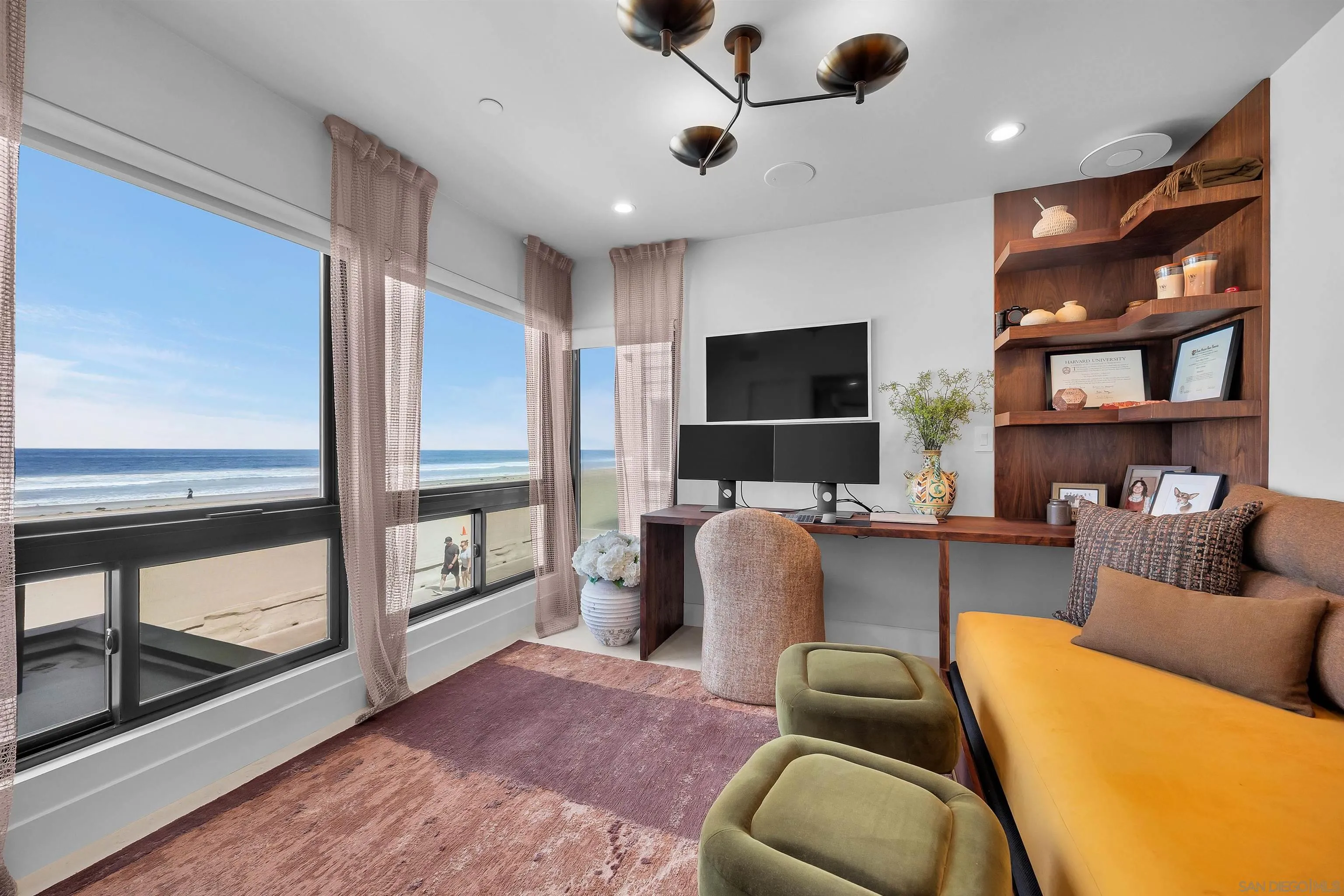 https://cdn.realtyfeed.com/cdn/127/260015368/af499183978c865cd56cb47d8d156015.webp