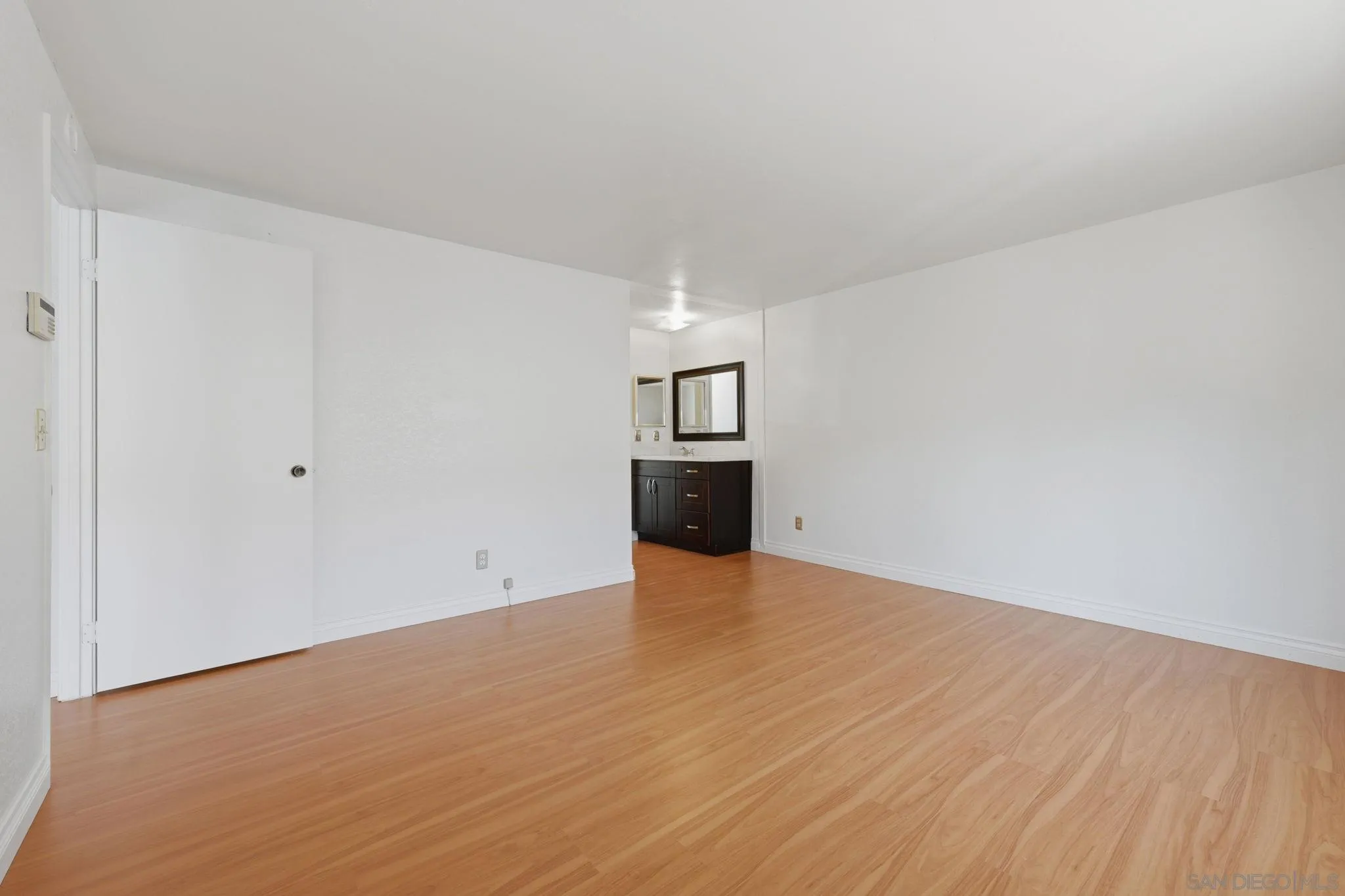 https://cdn.realtyfeed.com/cdn/127/260015372/dab3fc3969bc7eba6a180ed7d305282d.webp