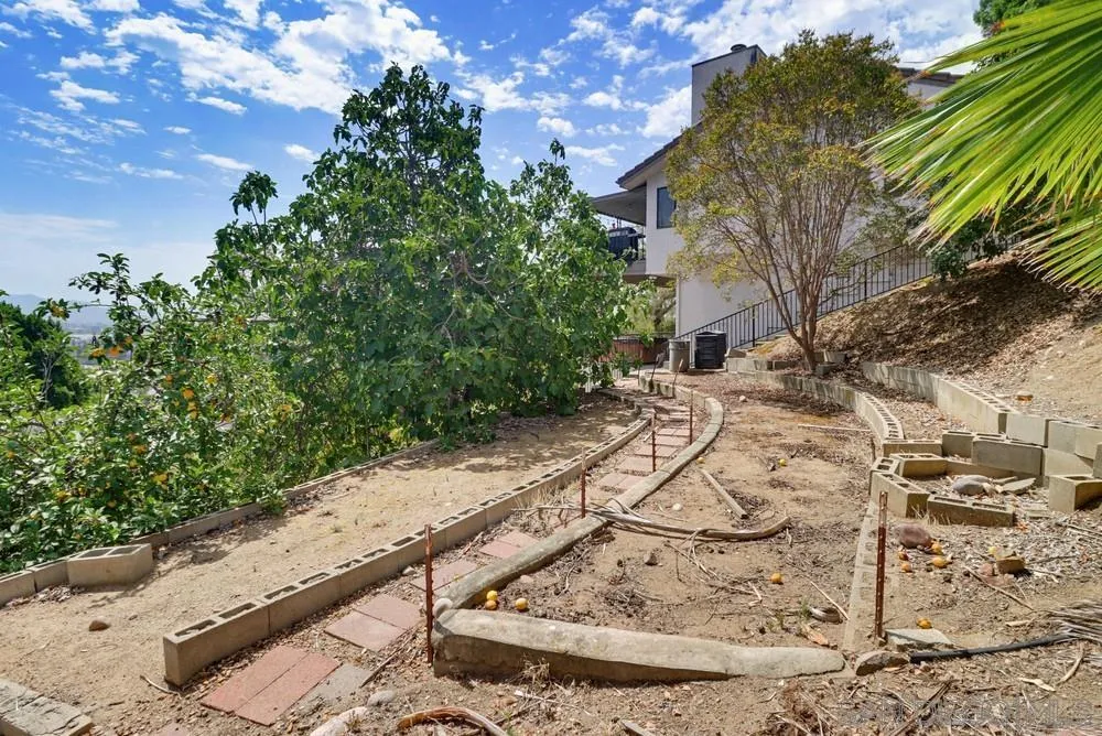 https://cdn.realtyfeed.com/cdn/127/260015377/02263ed41e163f1cb97161a7dccaa245.webp