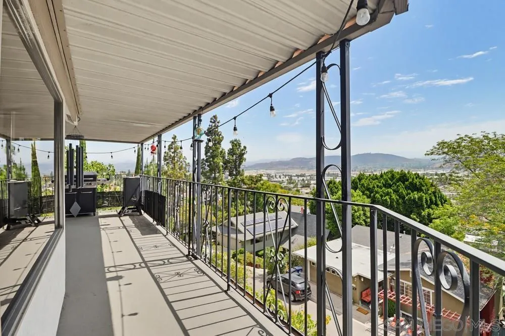 https://cdn.realtyfeed.com/cdn/127/260015377/12576b9b9ddfbfb4cea4001eaa5f9f00.webp