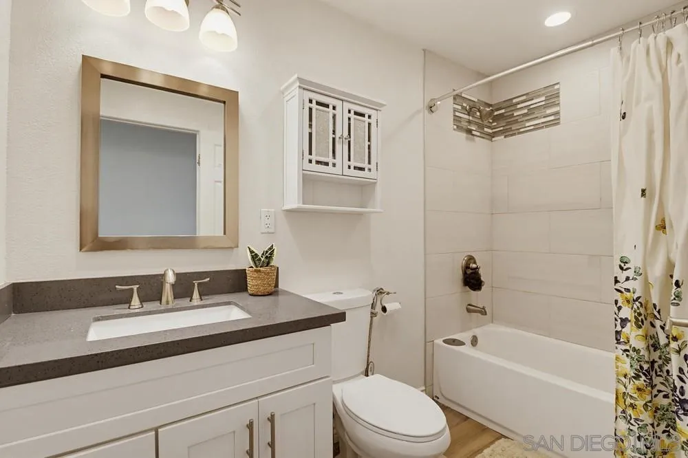 https://cdn.realtyfeed.com/cdn/127/260015377/202a5cab970c2160b9a6557acb5c99f0.webp