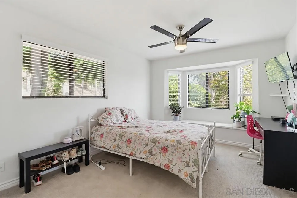 https://cdn.realtyfeed.com/cdn/127/260015377/24470bd437bfd4cb31667ed65d699f1d.webp