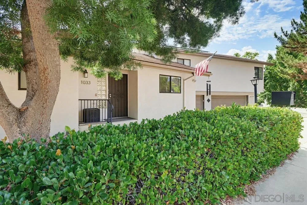 https://cdn.realtyfeed.com/cdn/127/260015377/2a6f1a9ef42c84e7e65cac17aa79dfe5.webp