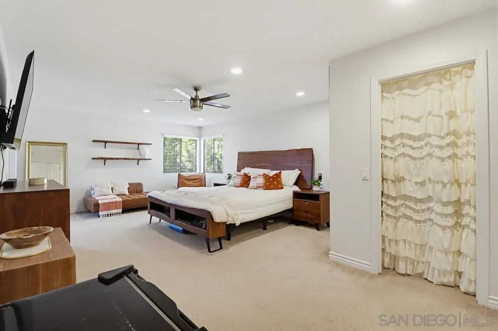 https://cdn.realtyfeed.com/cdn/127/260015377/49a1891aeb6b1ed477499656dbeacb11.webp