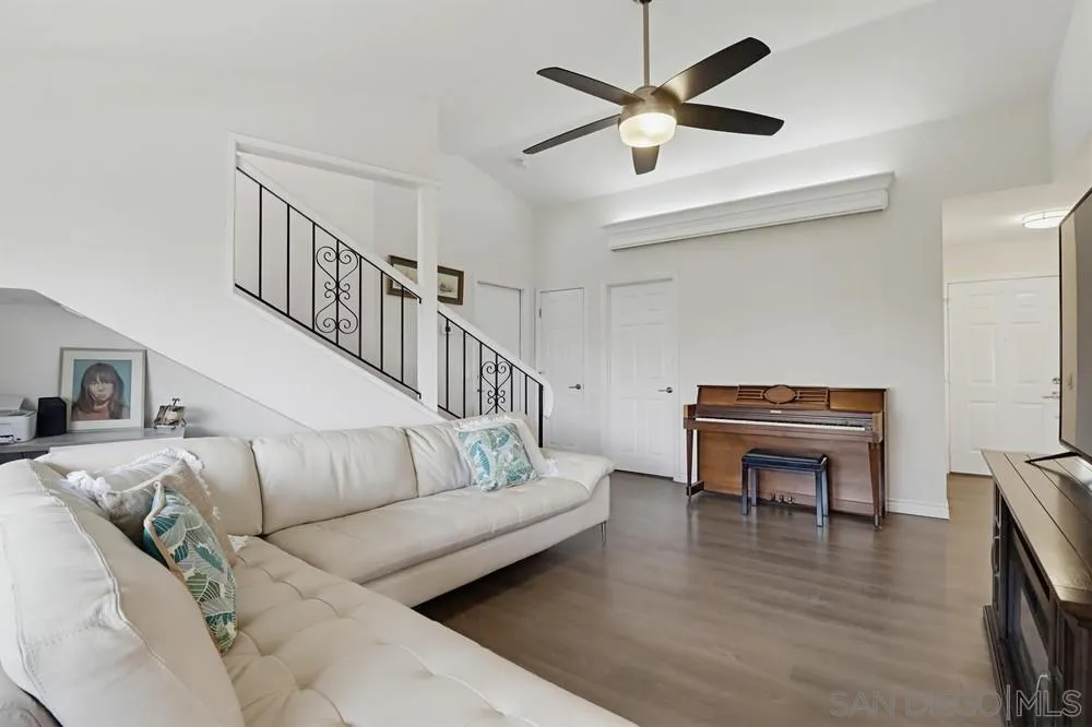 https://cdn.realtyfeed.com/cdn/127/260015377/7ff7b79a702c60934bb67f9a55329be3.webp