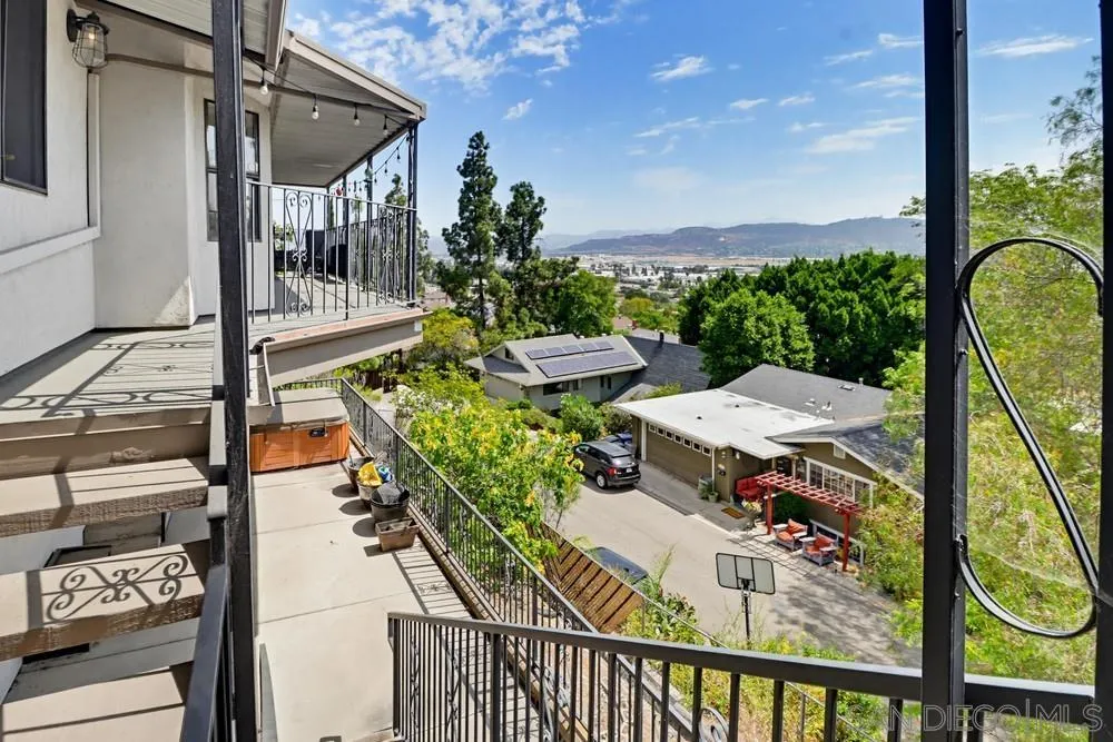 https://cdn.realtyfeed.com/cdn/127/260015377/874135c0d764a6ea751cca394cdcd5c2.webp