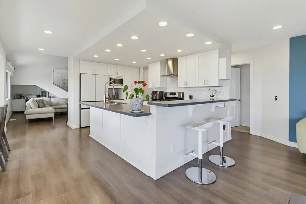 https://cdn.realtyfeed.com/cdn/127/260015377/9ed6923bbc063486f838c6a4bc320f90.webp