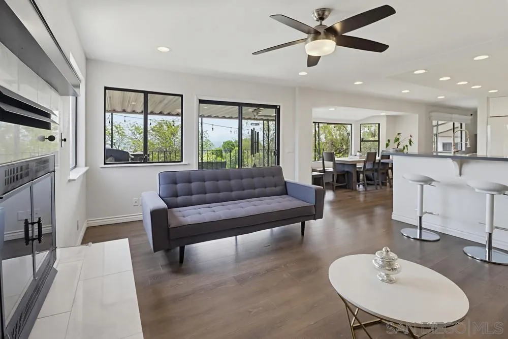 https://cdn.realtyfeed.com/cdn/127/260015377/c3f1996e95cd3a5ab513614fdaa2e3b4.webp