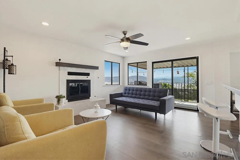 https://cdn.realtyfeed.com/cdn/127/260015377/c47541839fd85a43f7b180c536b5403b.webp