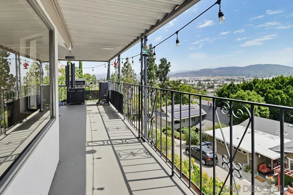 https://cdn.realtyfeed.com/cdn/127/260015377/c67dc26af366d13e57b549a9a46c808c.webp