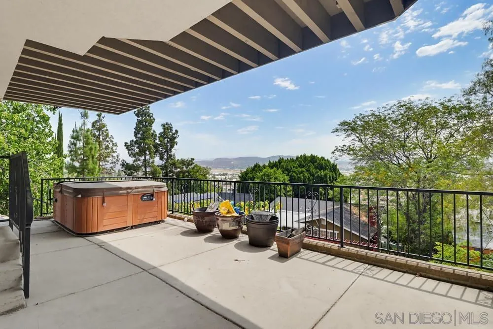 https://cdn.realtyfeed.com/cdn/127/260015377/c9f586ed202ff3701d3d81c80b4f1ff6.webp
