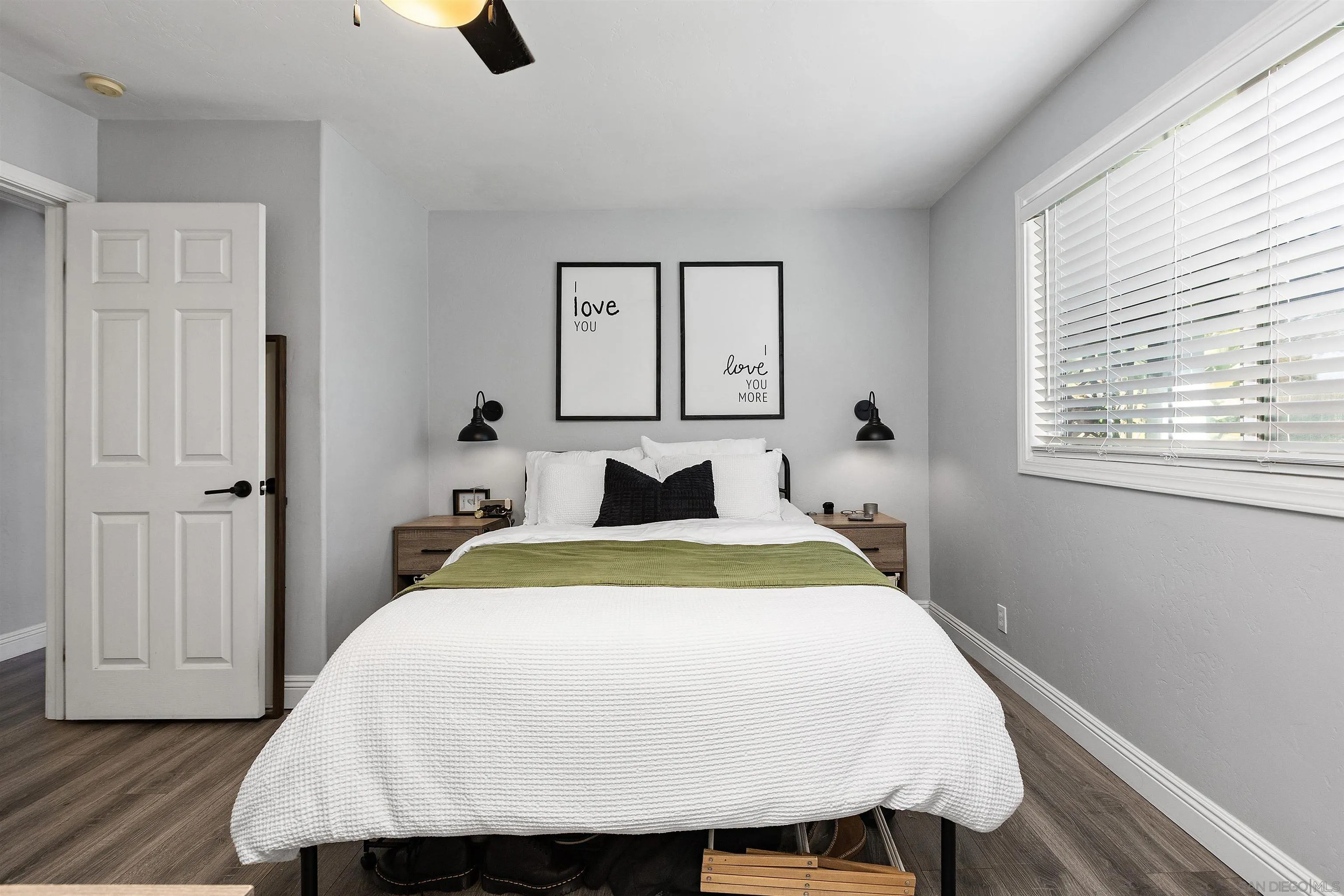 https://cdn.realtyfeed.com/cdn/127/260015382/50e08652153d8305a16787bbd69a4b81.webp