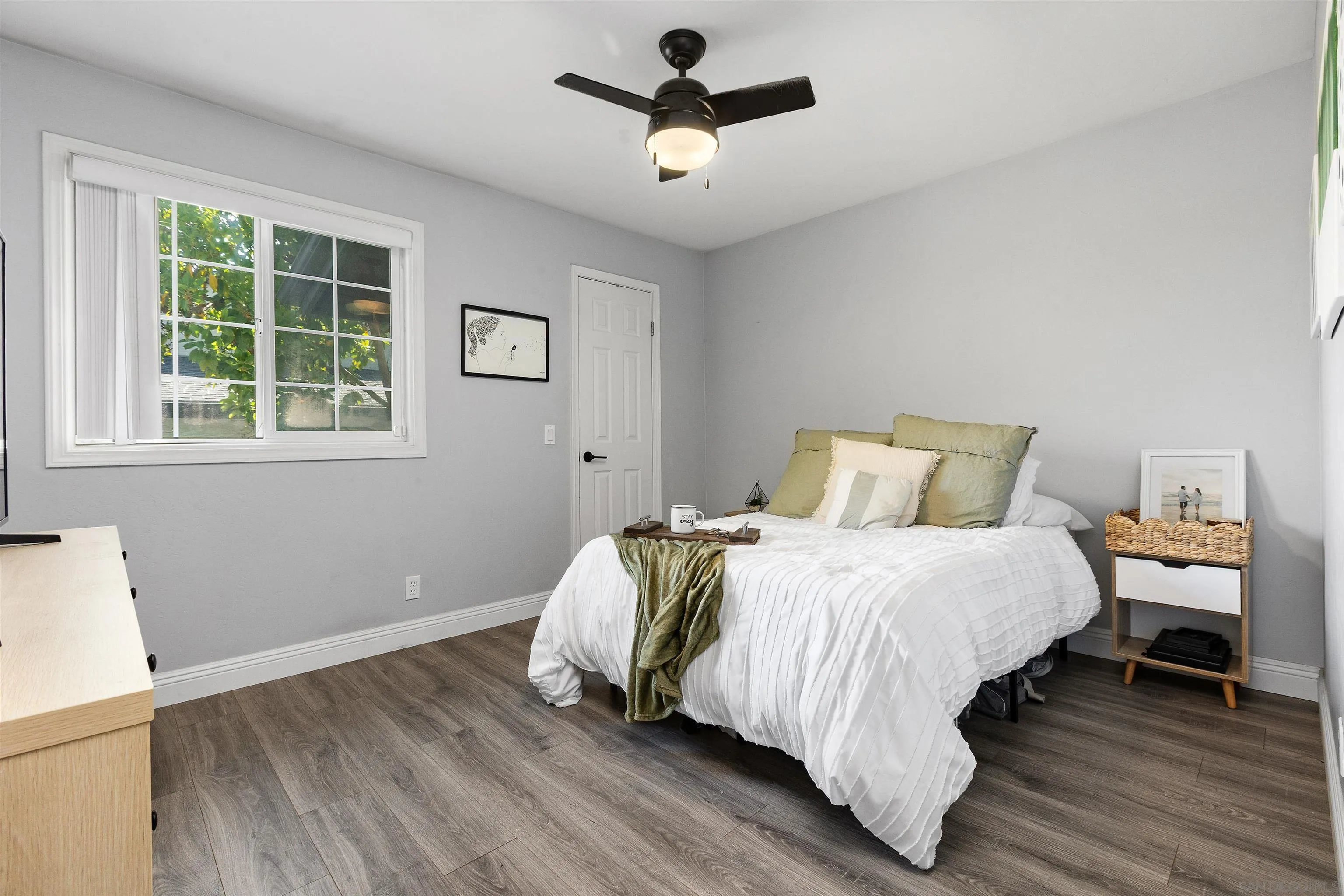 https://cdn.realtyfeed.com/cdn/127/260015382/77d9d77d25b9b5e5ae9158e262c24417.webp