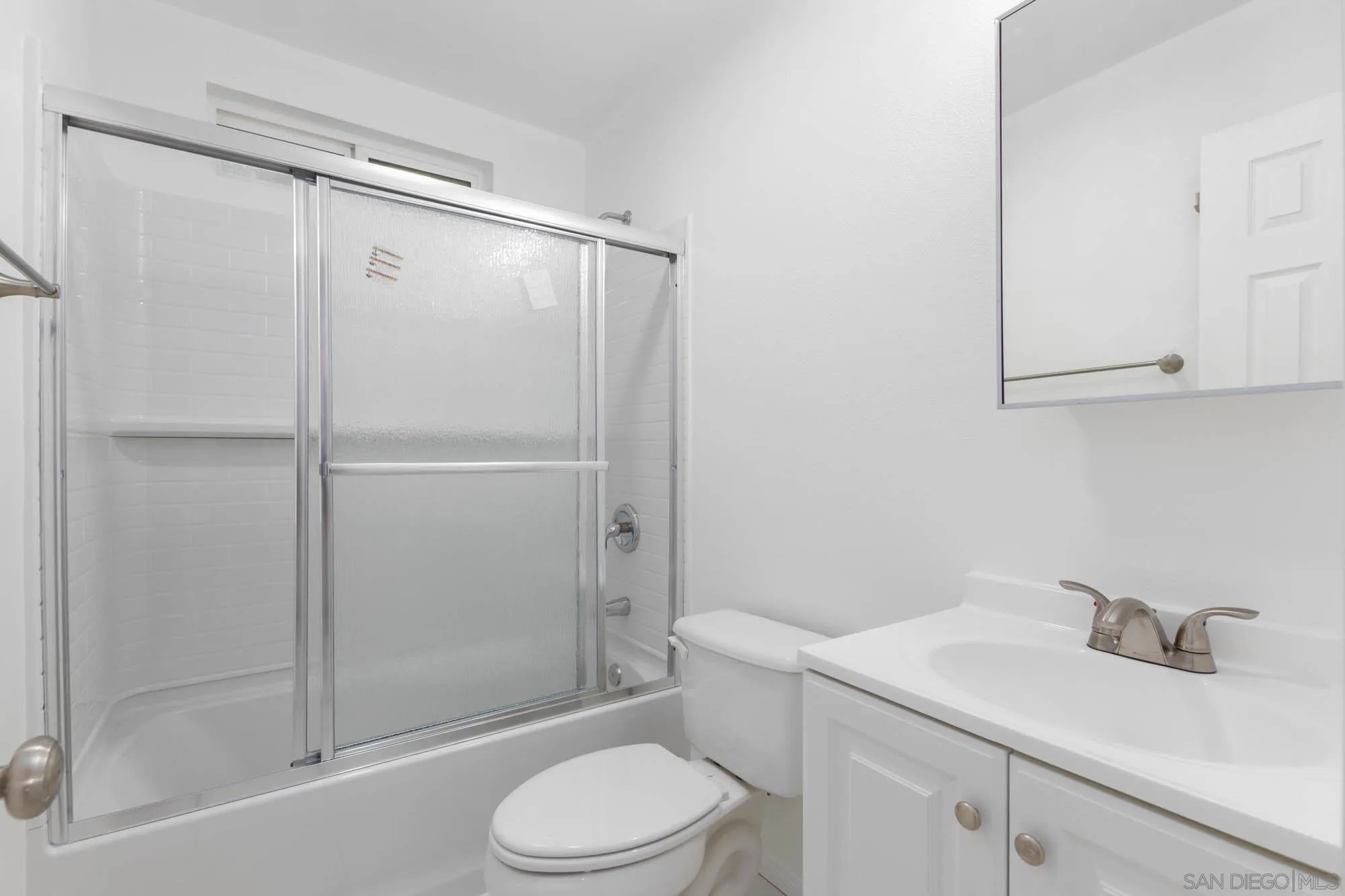 https://cdn.realtyfeed.com/cdn/127/260015384/5d46af066e803ed97758e026ccc29159.webp