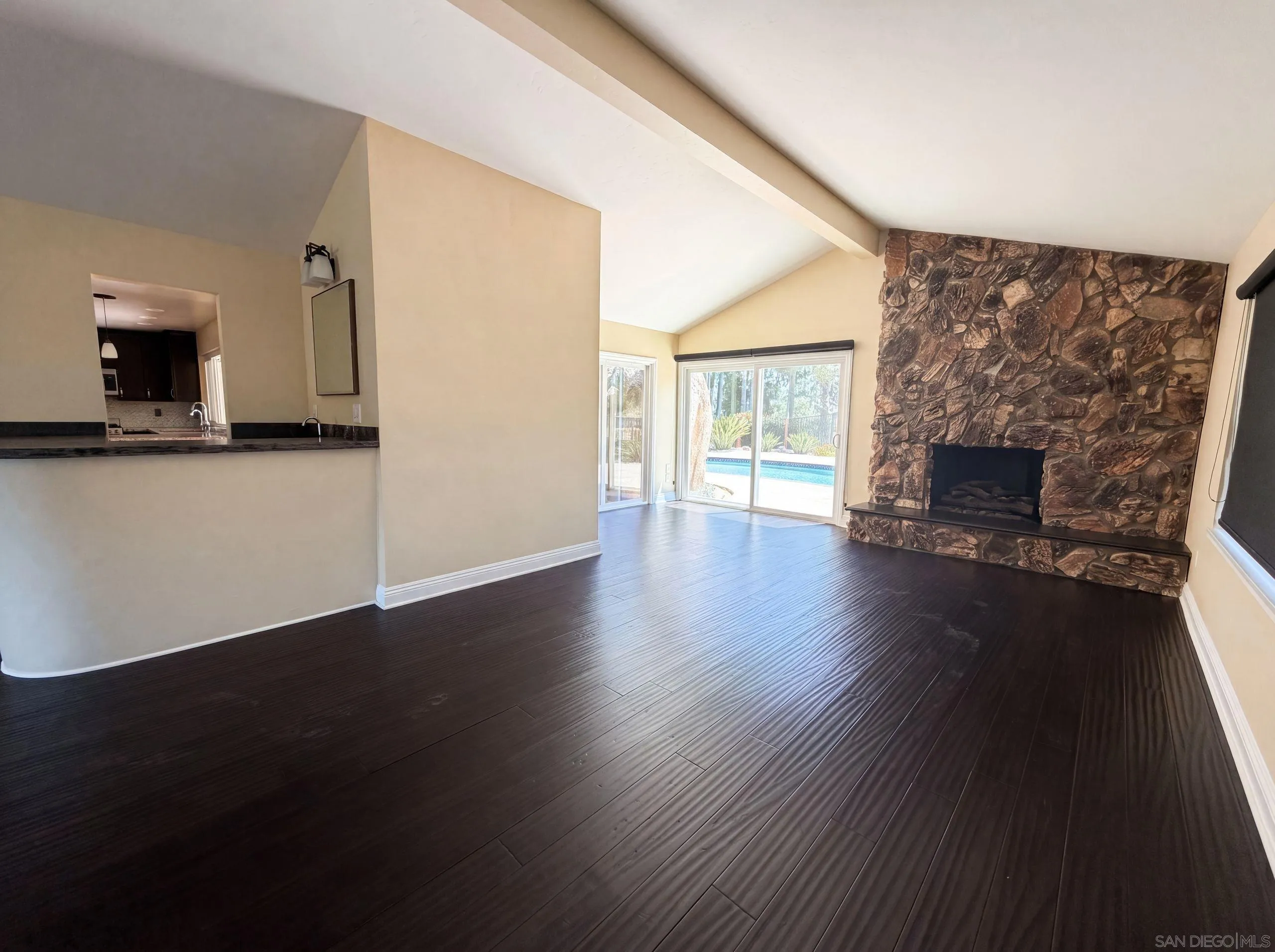 https://cdn.realtyfeed.com/cdn/127/260015387/35dc8b2e4e96d8e044b855f8f0609b19.webp