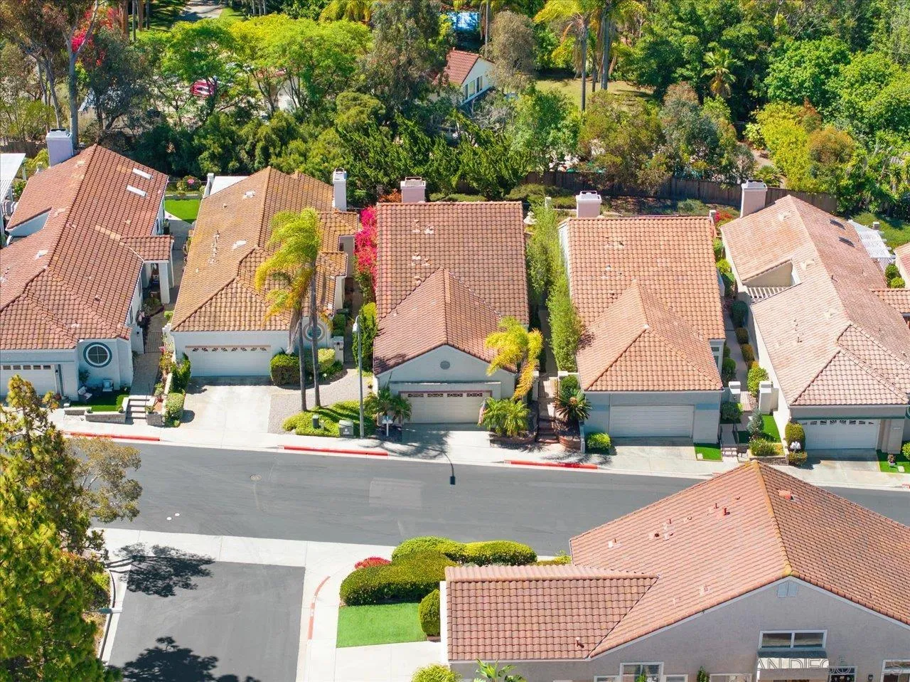 https://cdn.realtyfeed.com/cdn/127/260015389/12d738871784bd8029506c3f29960f4a.webp