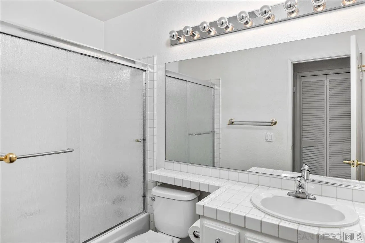 https://cdn.realtyfeed.com/cdn/127/260015389/c15b264b726987bb5ba6fe8e98960422.webp