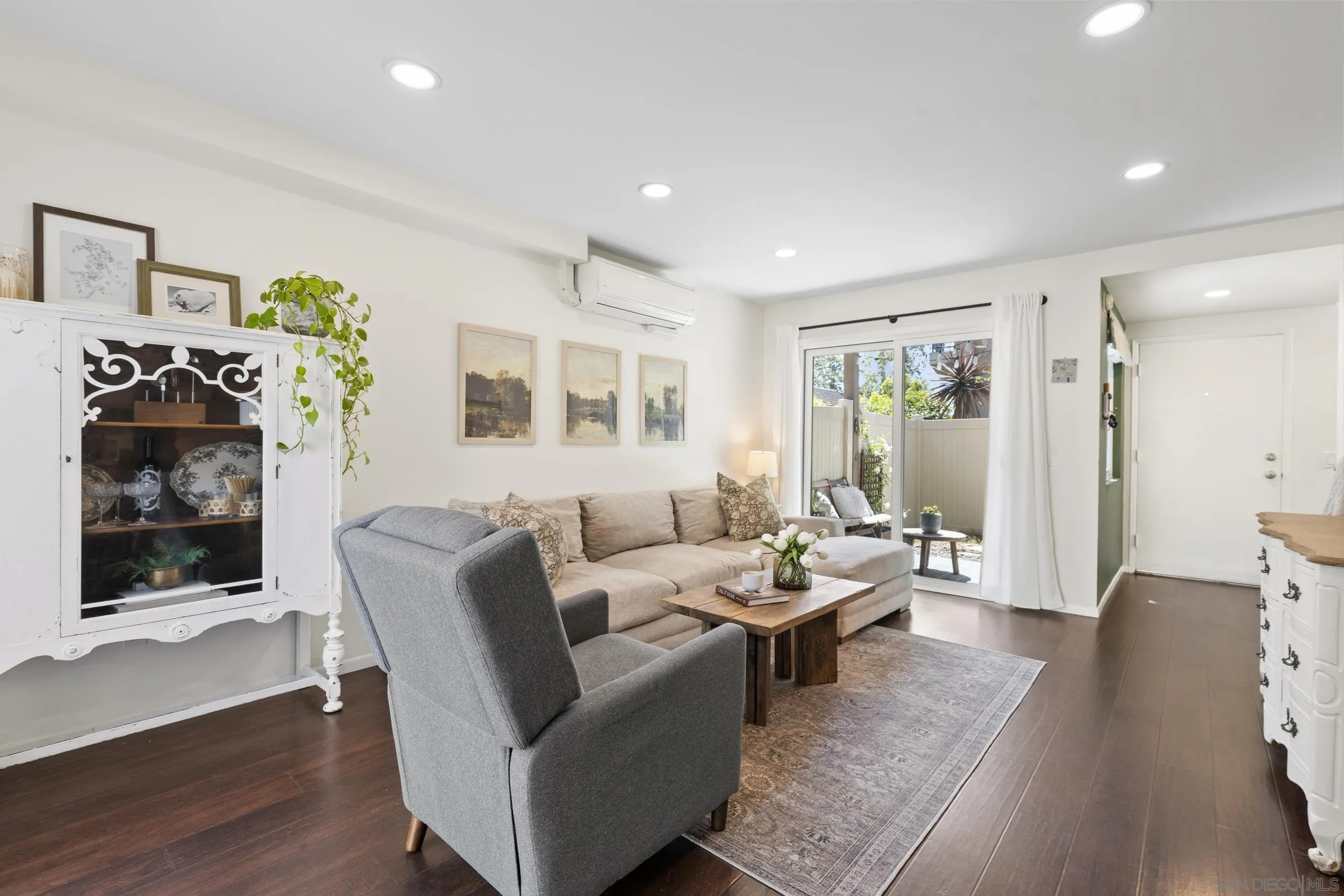 7887 Nightingale Way, San Diego, CA 92123 - Photo 3 of 16, San Diego, CA