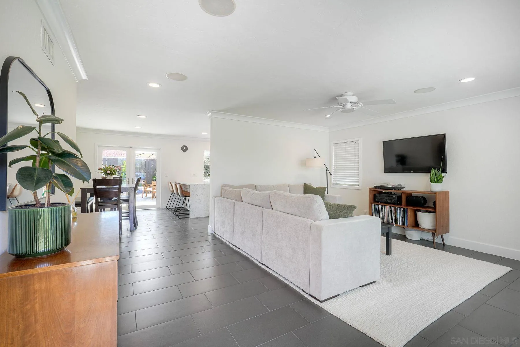 7055 Whipple, San Diego, CA 92122 - Photo 5 of 35, San Diego, CA