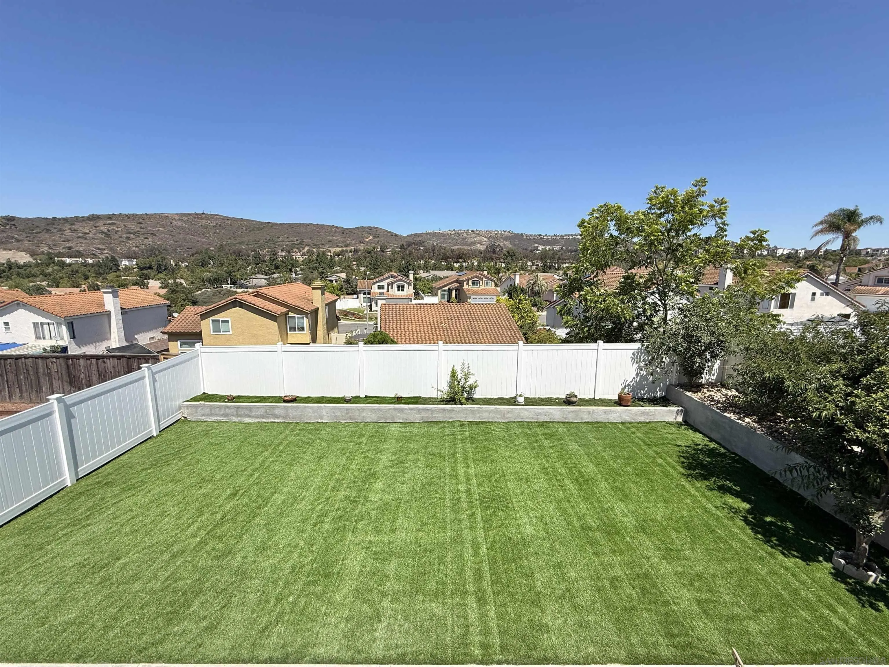 https://cdn.realtyfeed.com/cdn/127/260015396/6044fb3751e8e65014a195413b921615.webp